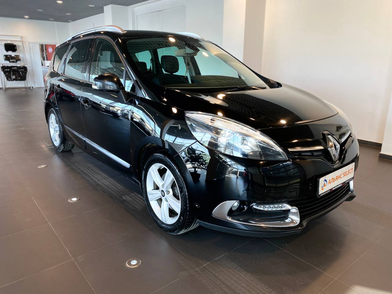 RENAULT SCENIC