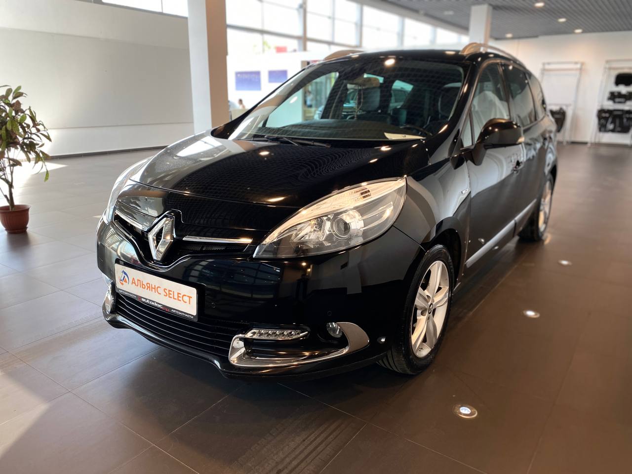 RENAULT SCENIC