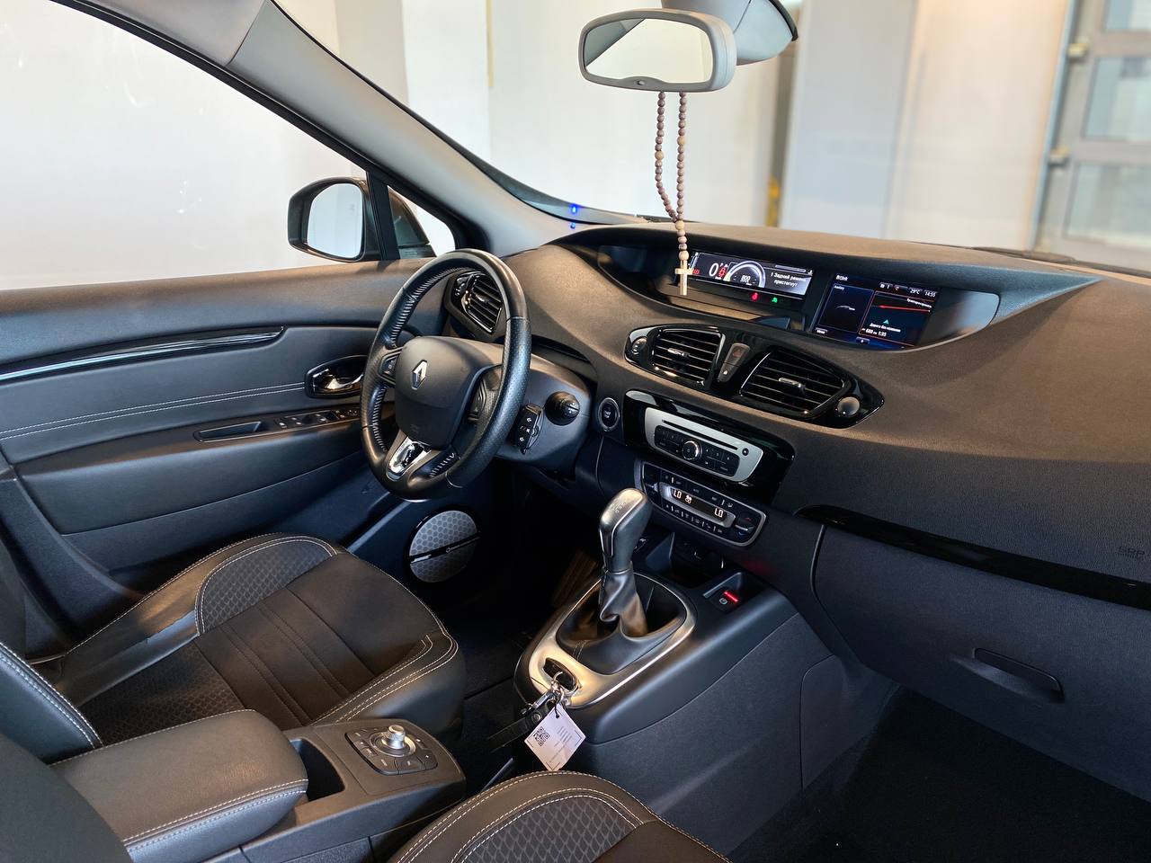RENAULT SCENIC