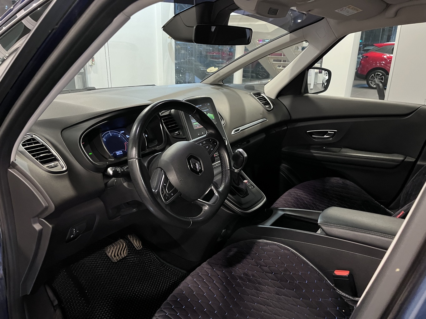RENAULT SCENIC