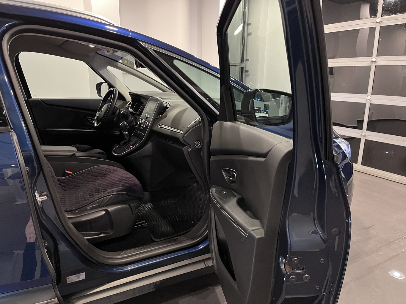 RENAULT SCENIC