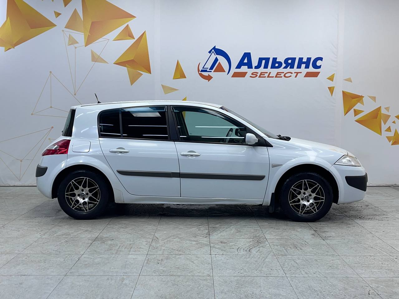 RENAULT MEGANE