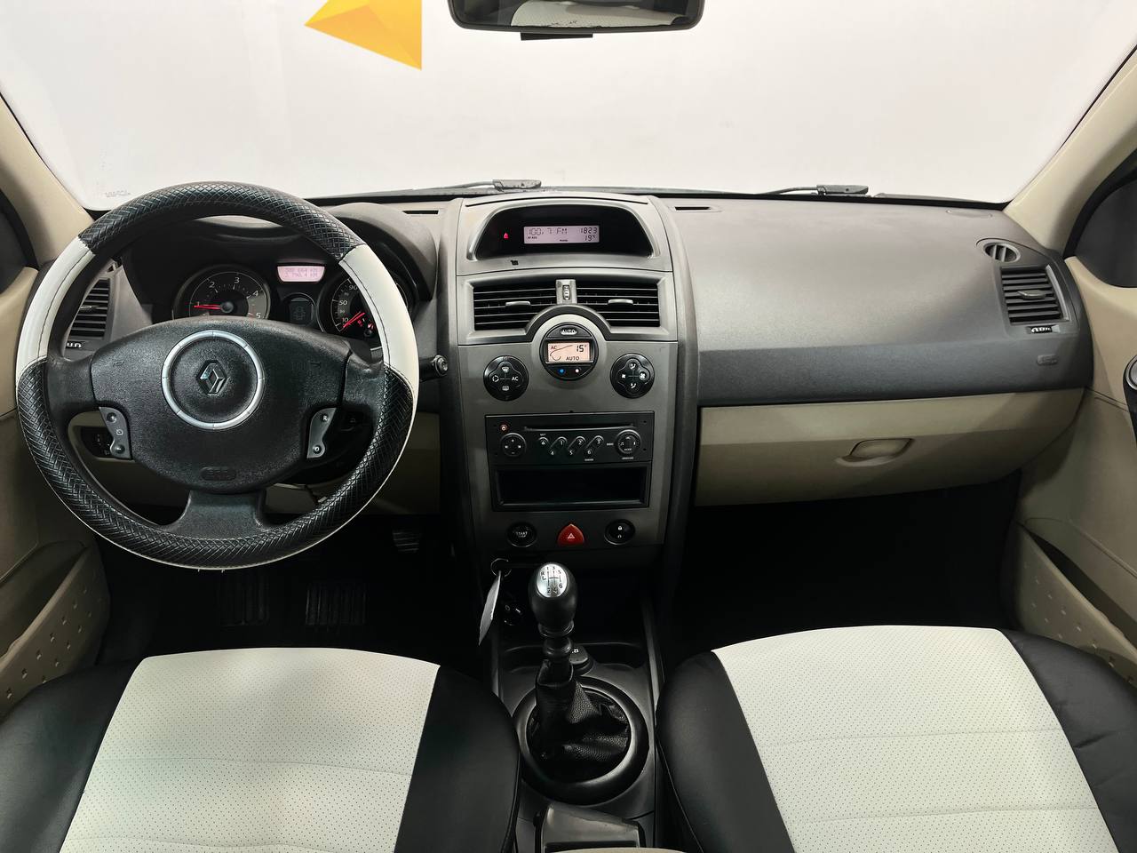 RENAULT MEGANE