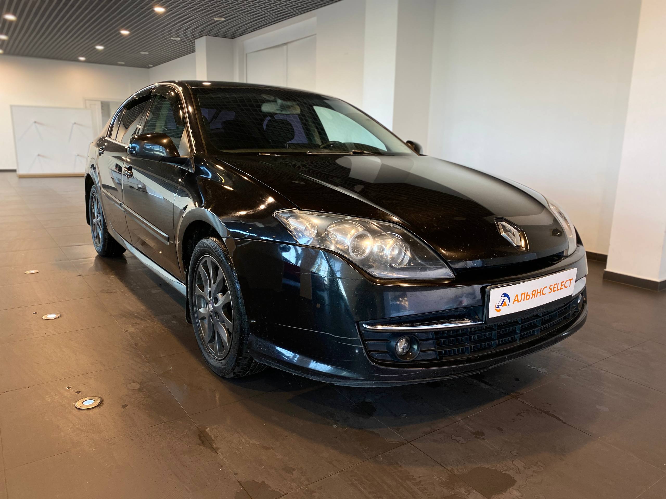 RENAULT LAGUNA