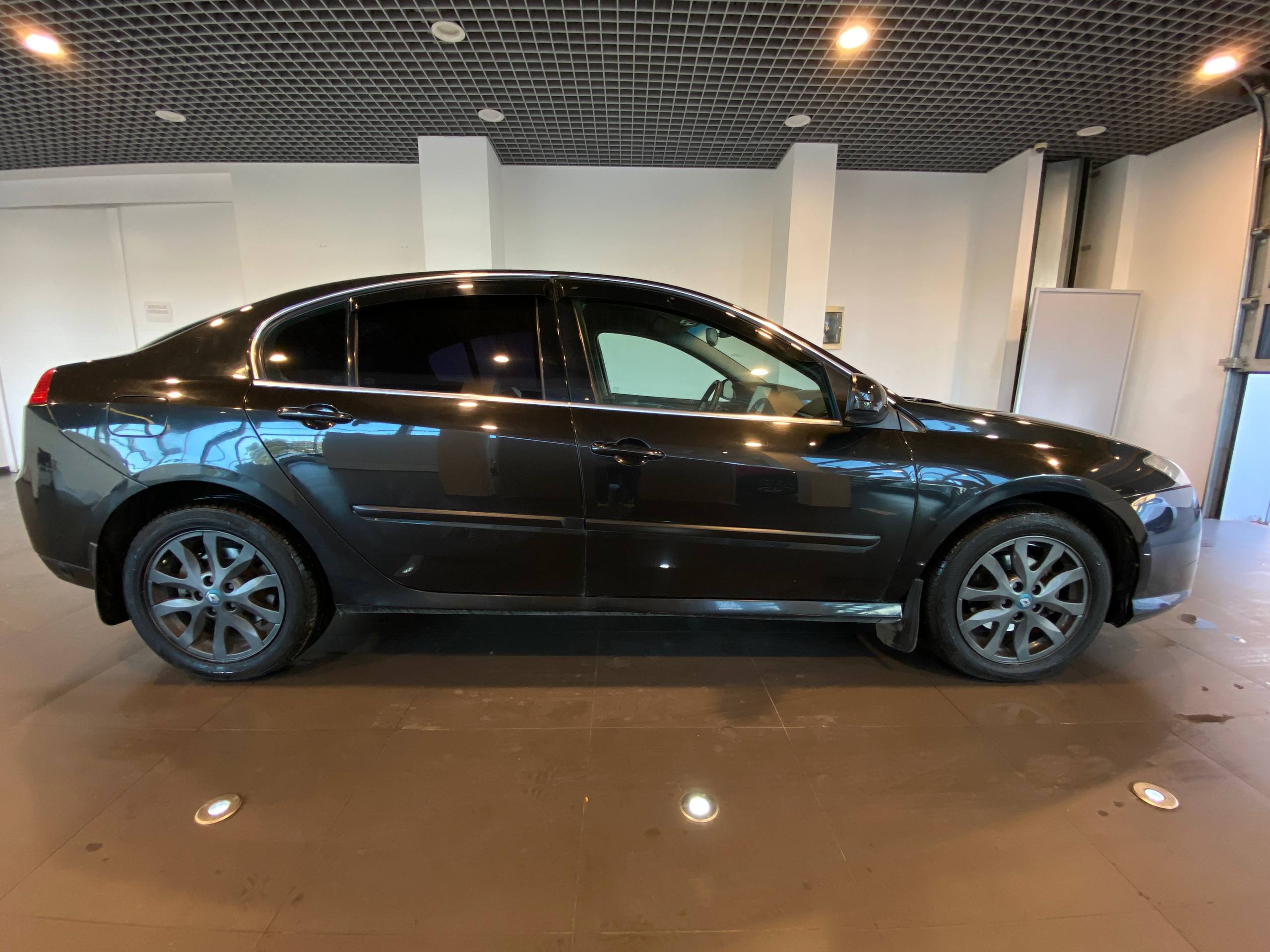 RENAULT LAGUNA