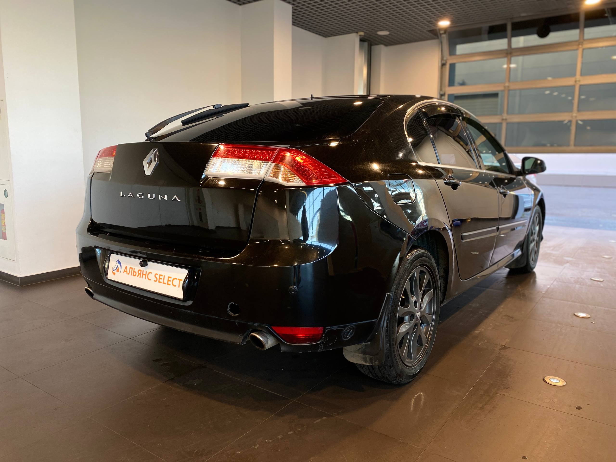 RENAULT LAGUNA