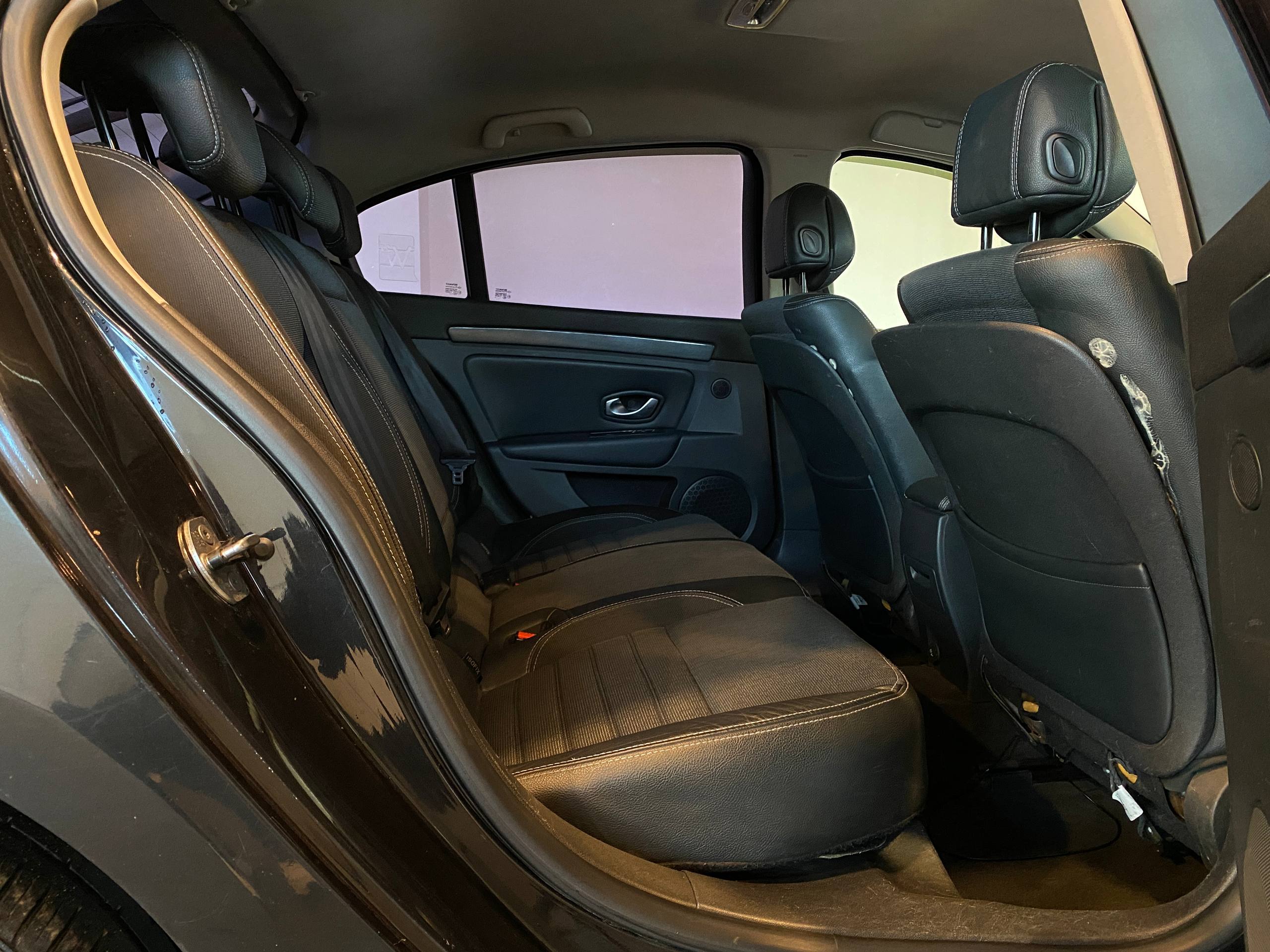 RENAULT LAGUNA