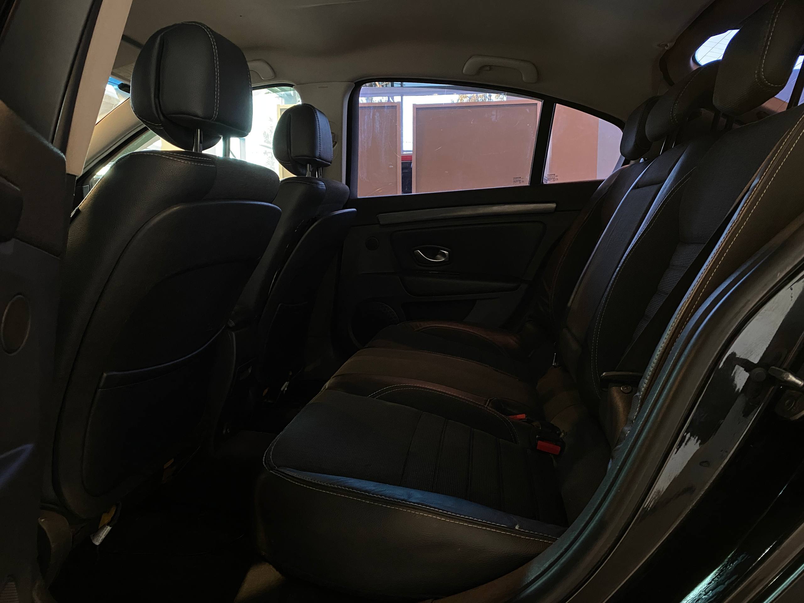 RENAULT LAGUNA