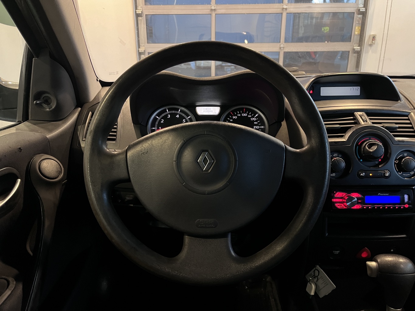 RENAULT MEGANE