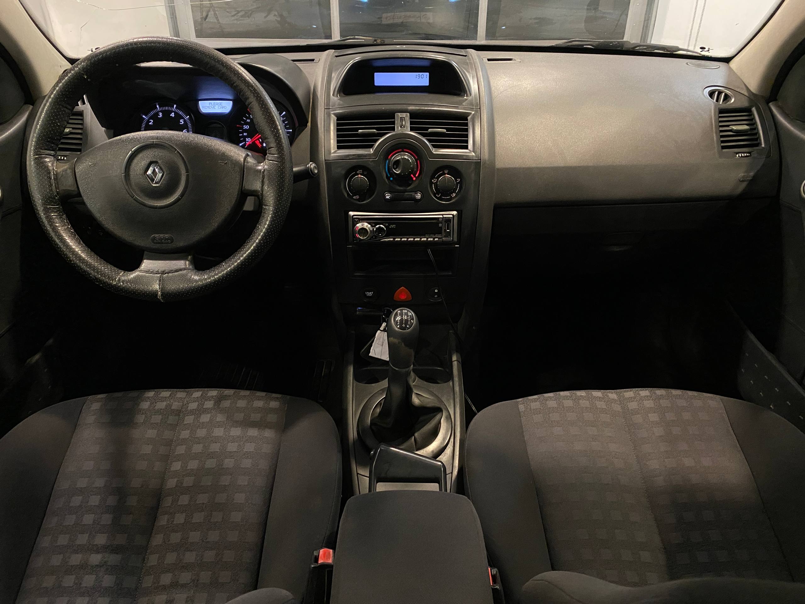 RENAULT MEGANE