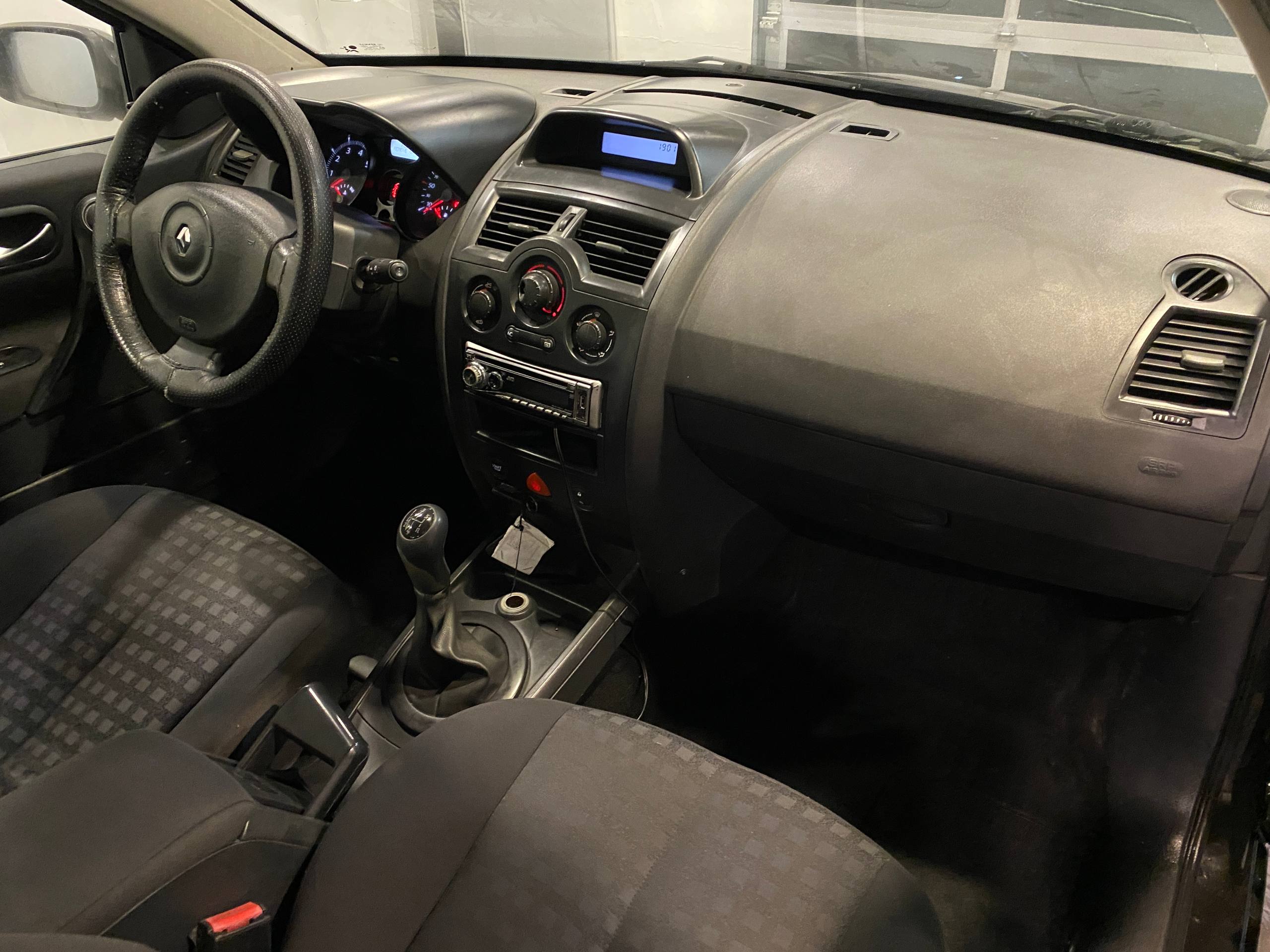 RENAULT MEGANE