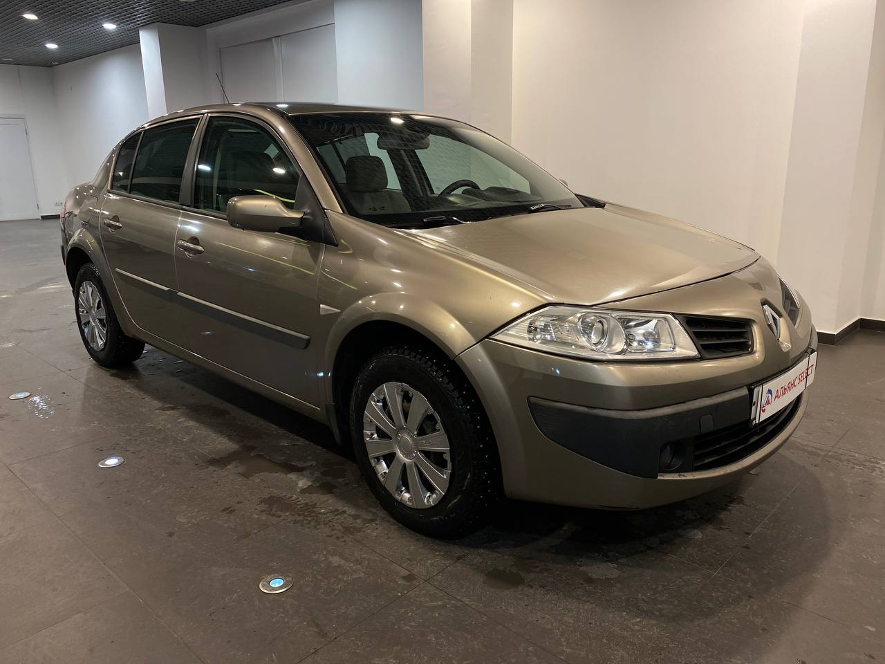 RENAULT MEGANE