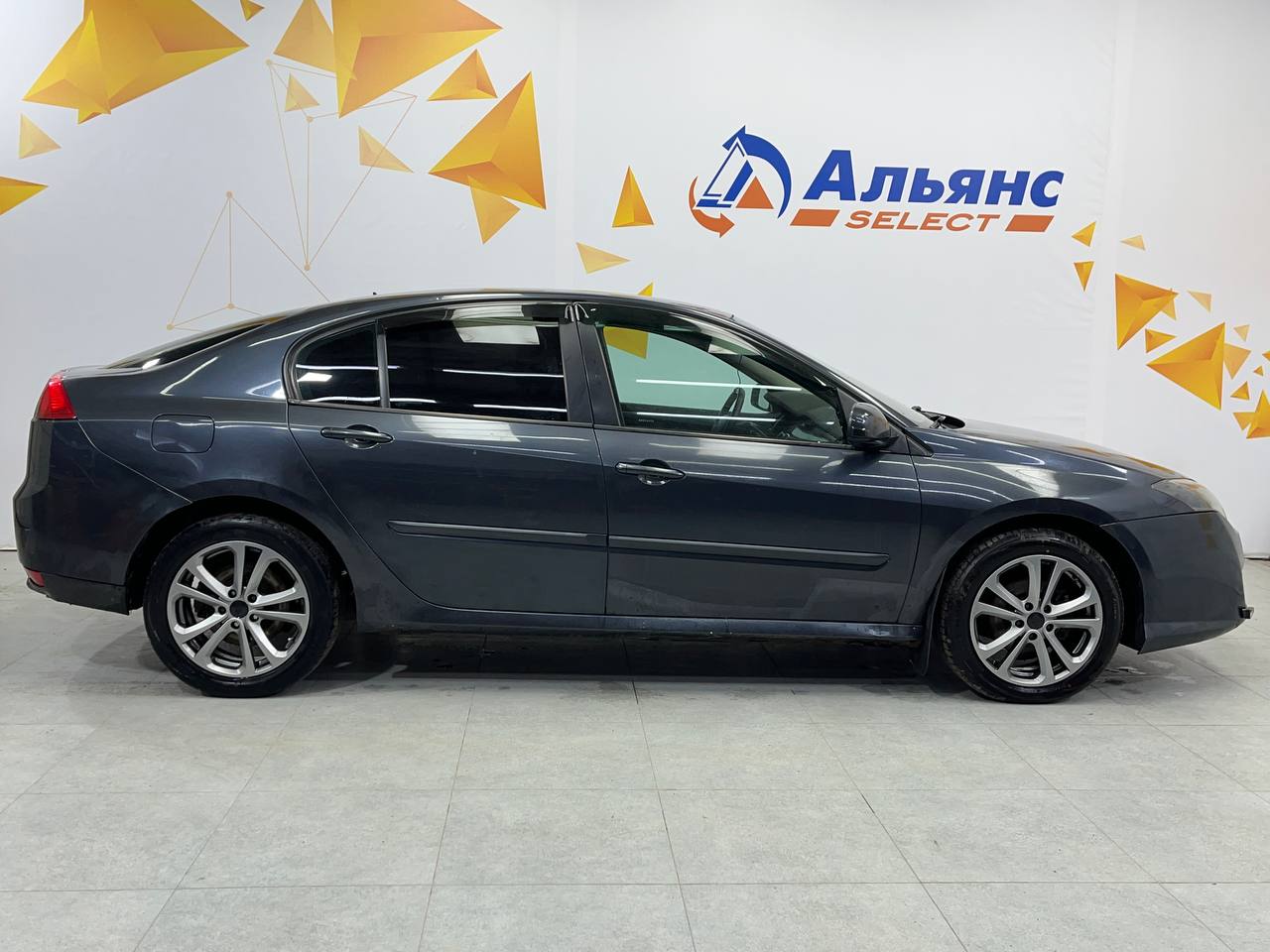 RENAULT LAGUNA