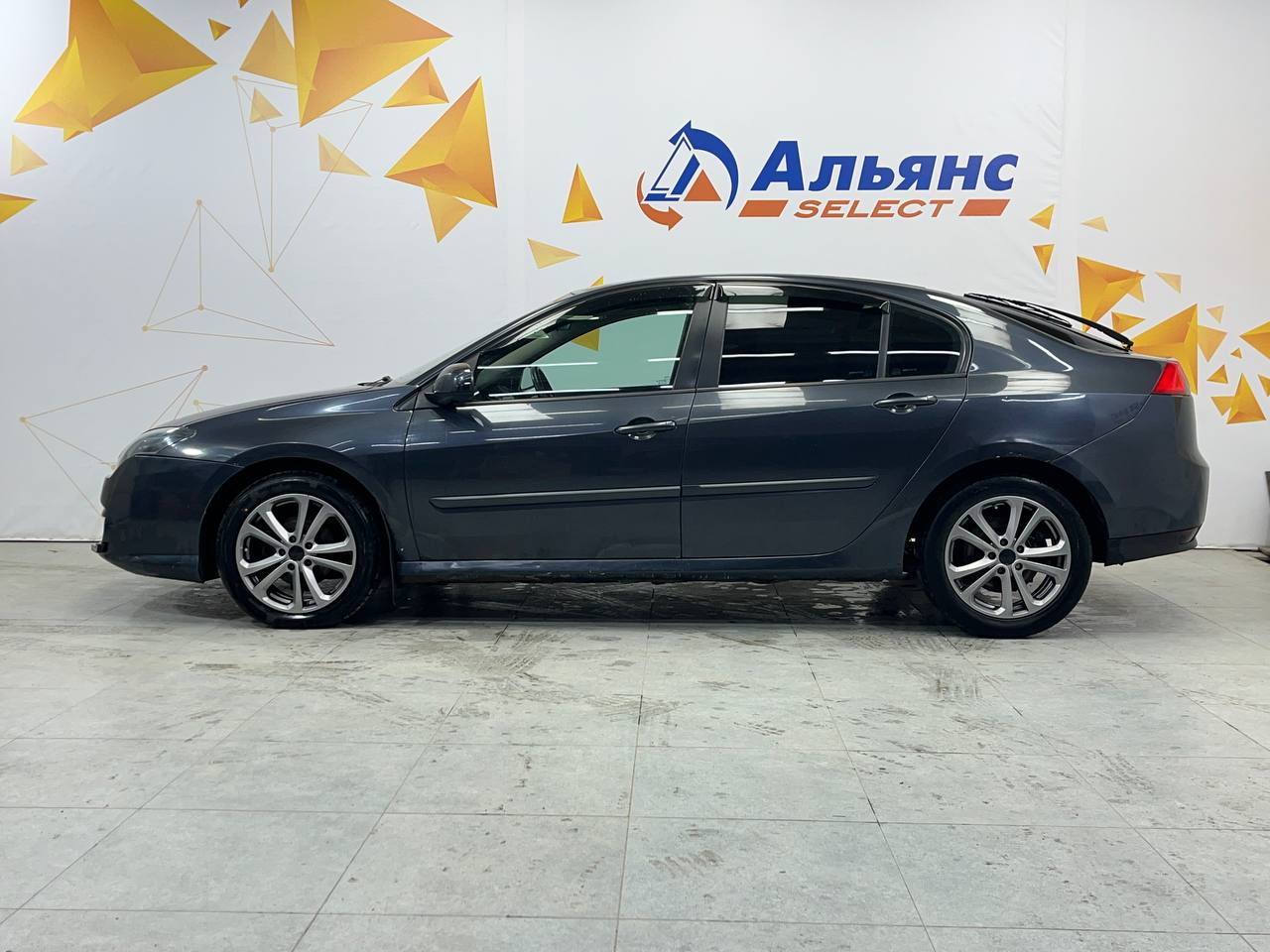 RENAULT LAGUNA