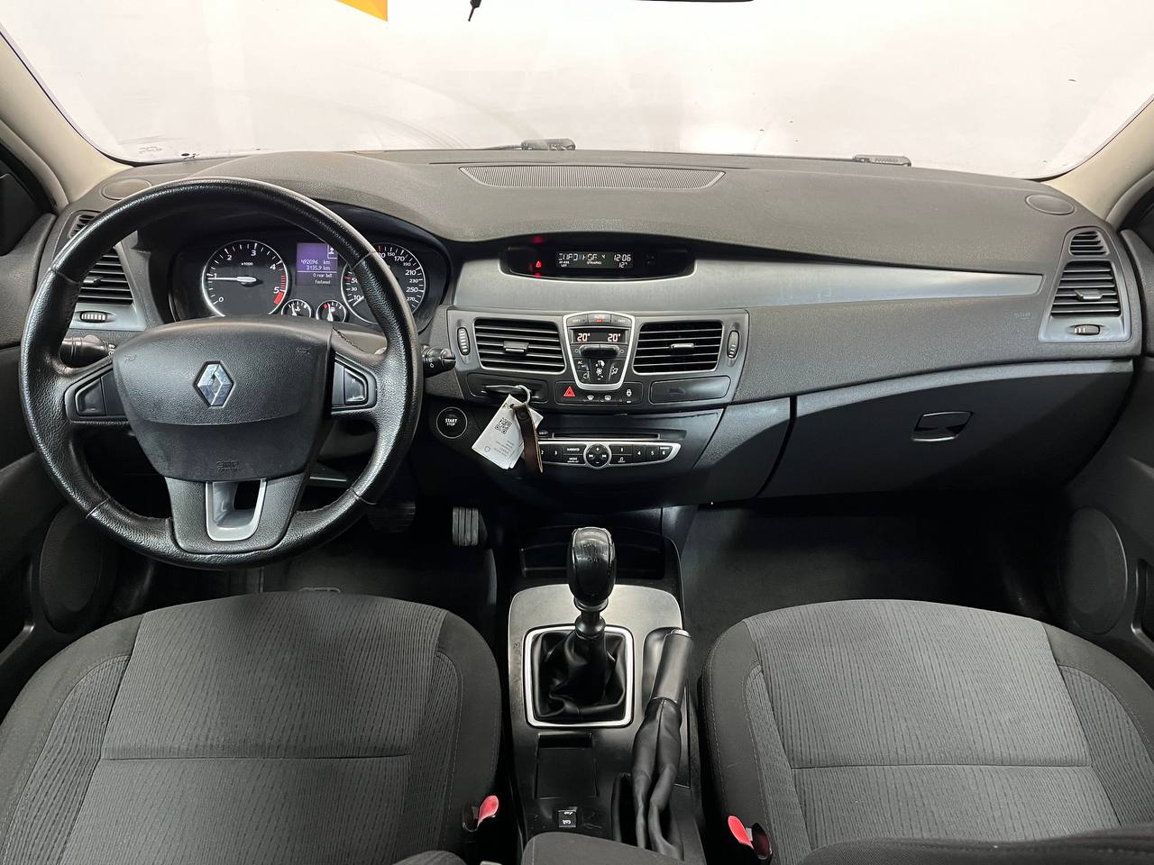 RENAULT LAGUNA