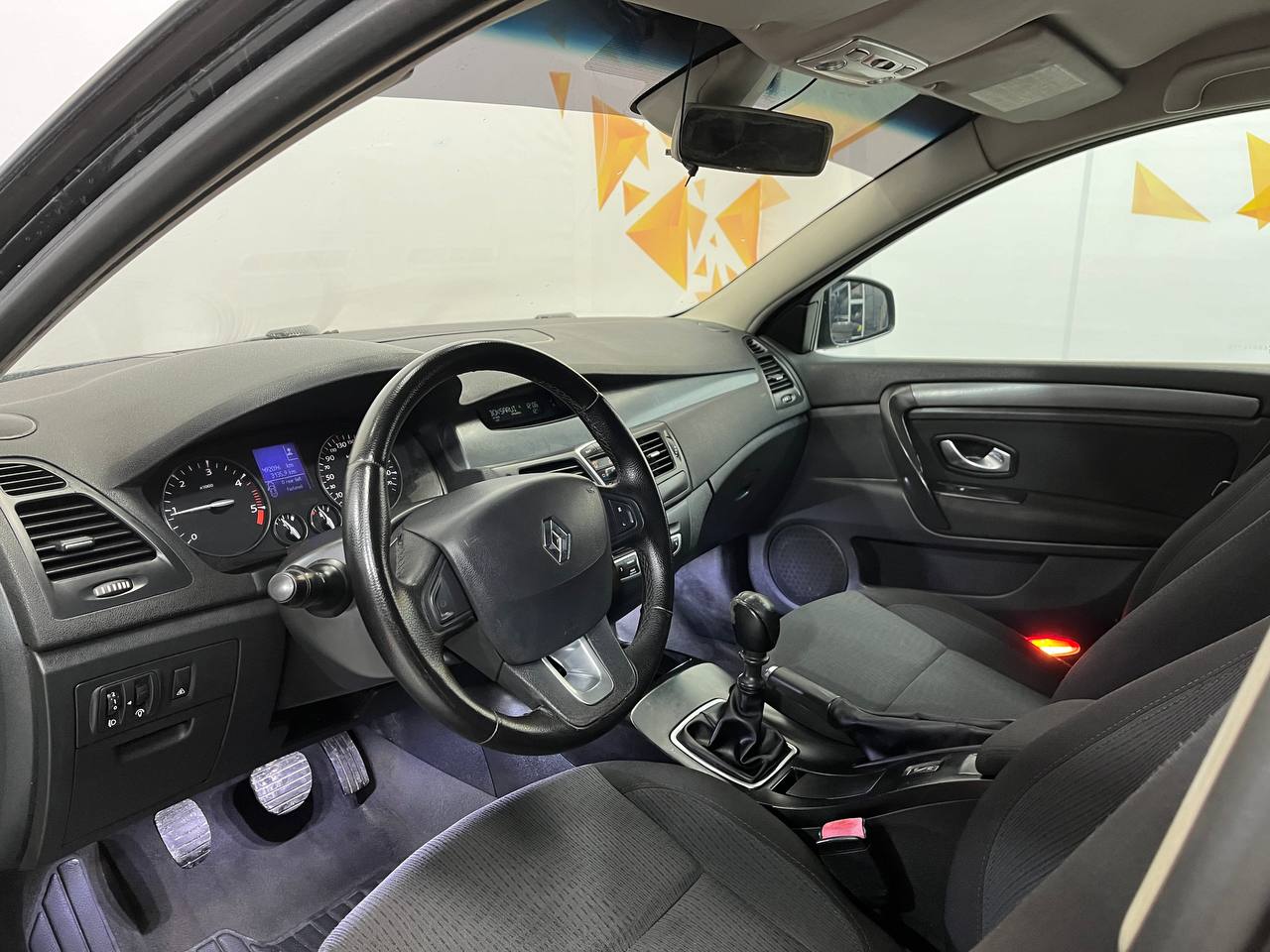 RENAULT LAGUNA
