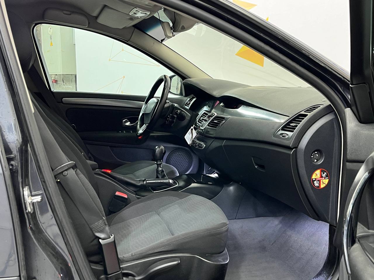 RENAULT LAGUNA