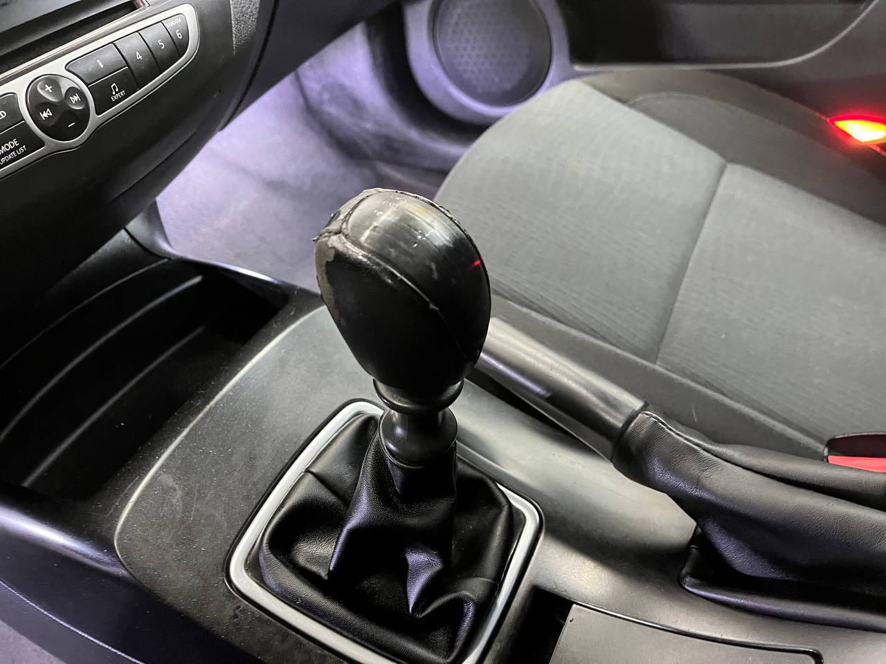 RENAULT LAGUNA