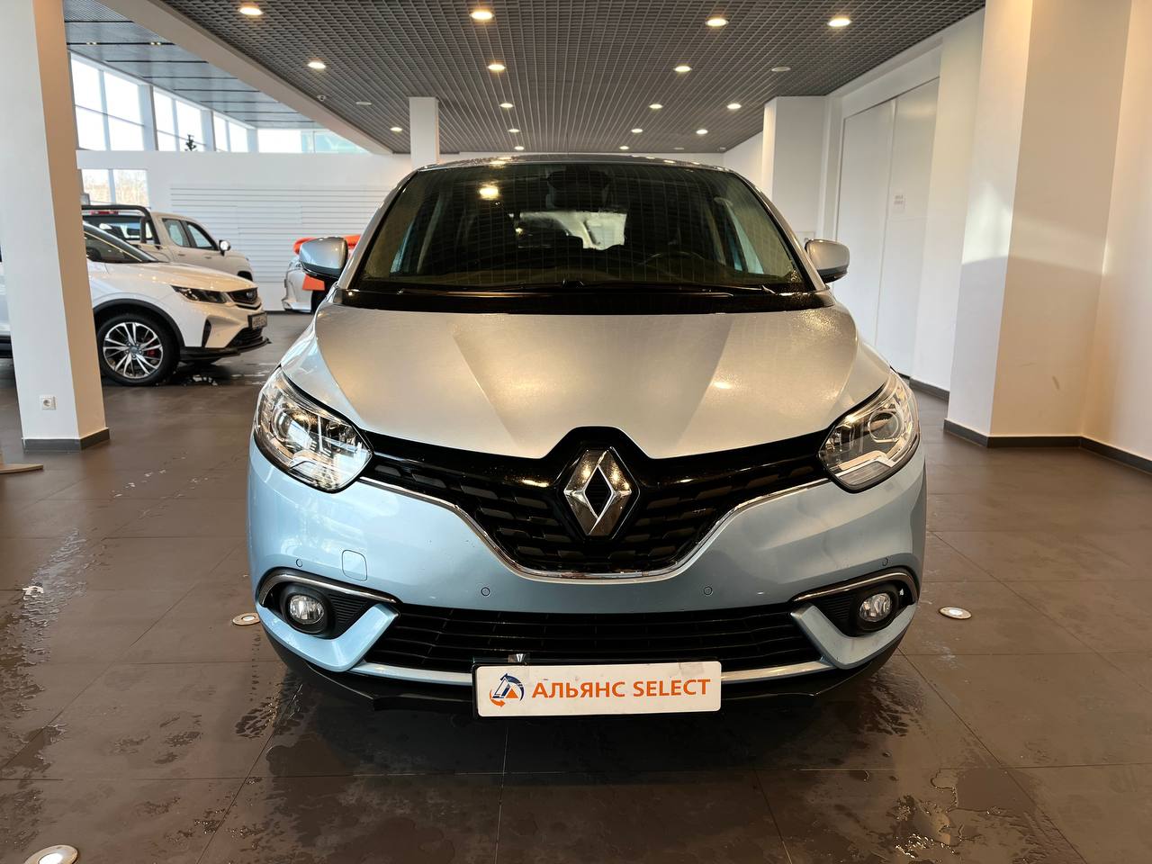 RENAULT SCENIC