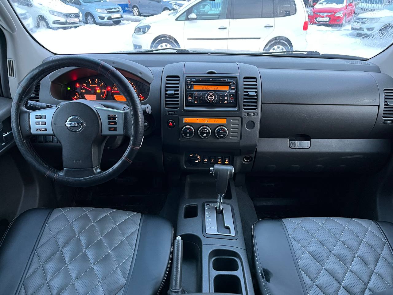 NISSAN NAVARA