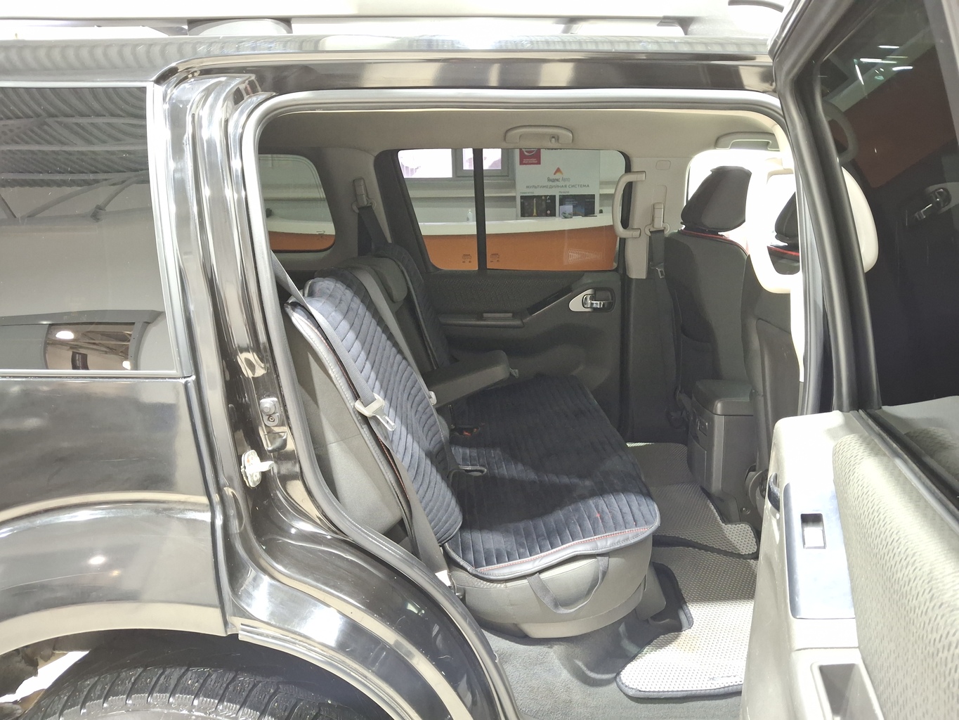 NISSAN PATHFINDER