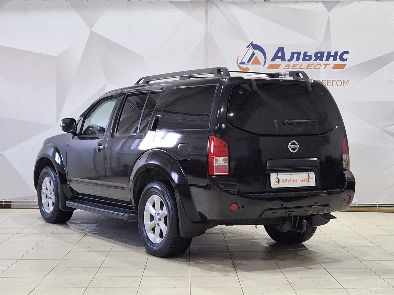 NISSAN PATHFINDER 2010 г.