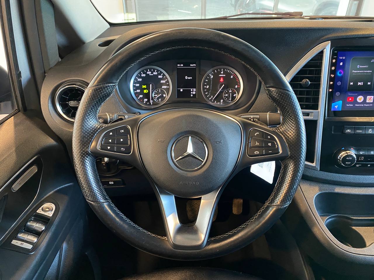 MERCEDES-BENZ VITO