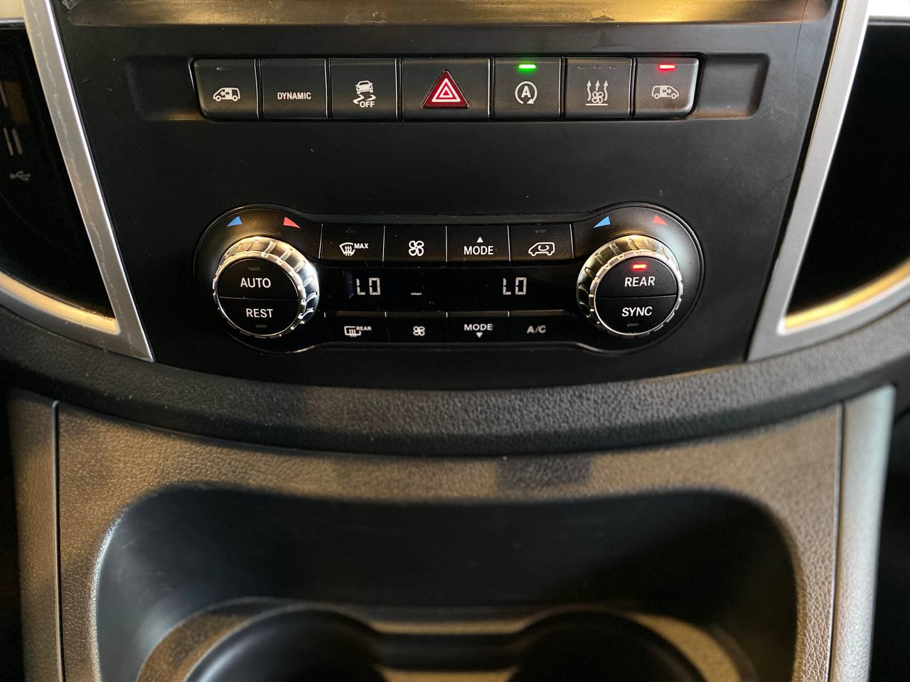 MERCEDES-BENZ VITO