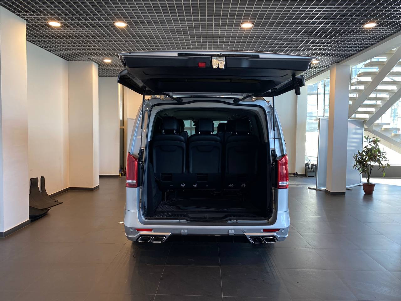 MERCEDES-BENZ VITO