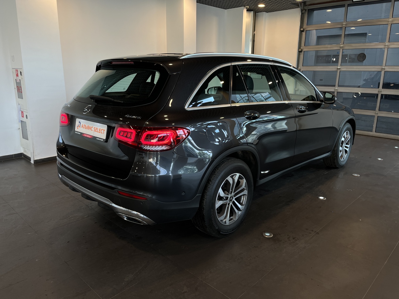 MERCEDES-BENZ GLC