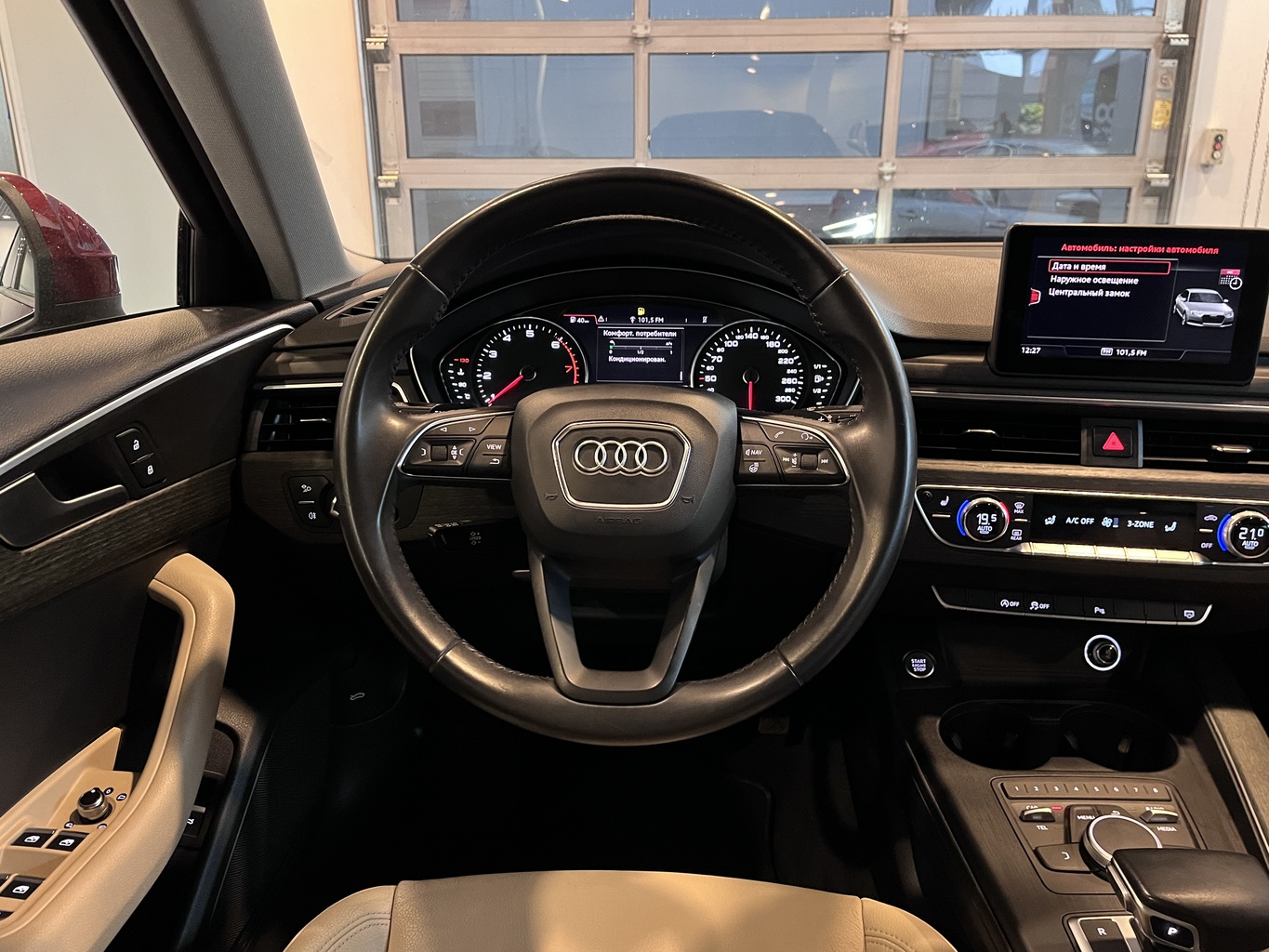 AUDI A4