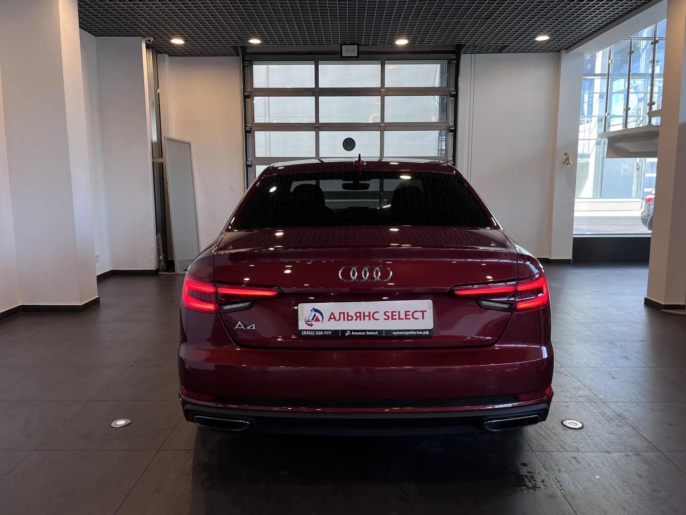 AUDI A4