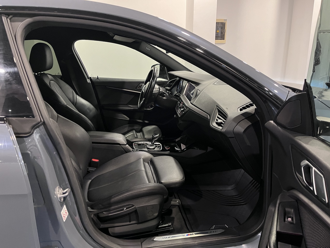 BMW 218I