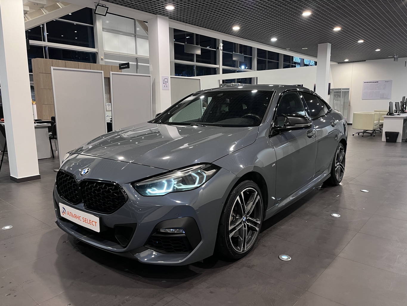 BMW 218I