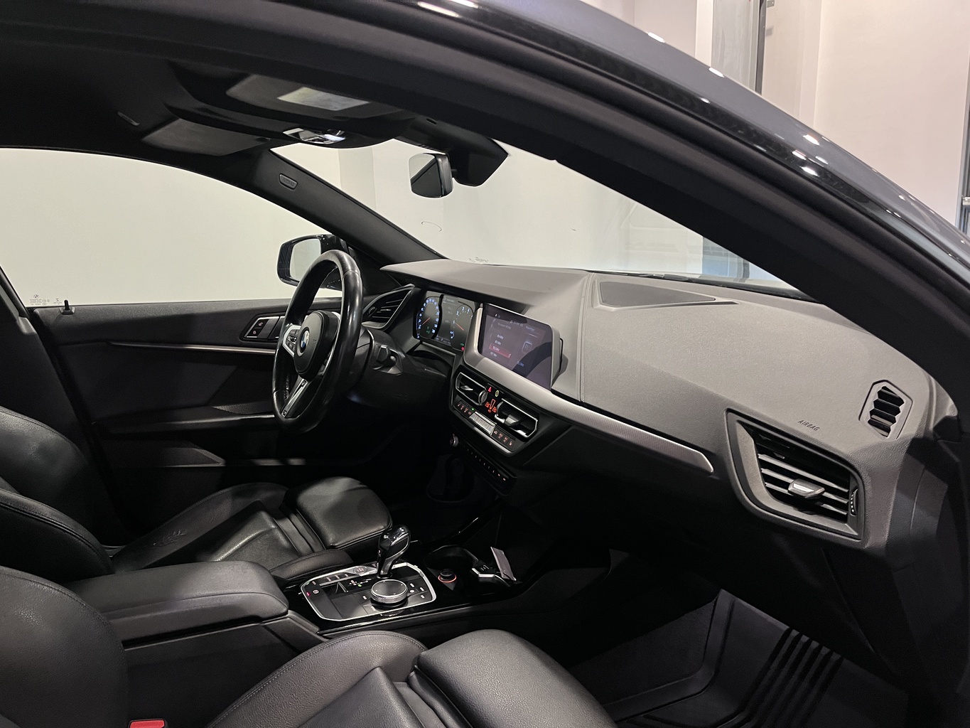BMW 218I