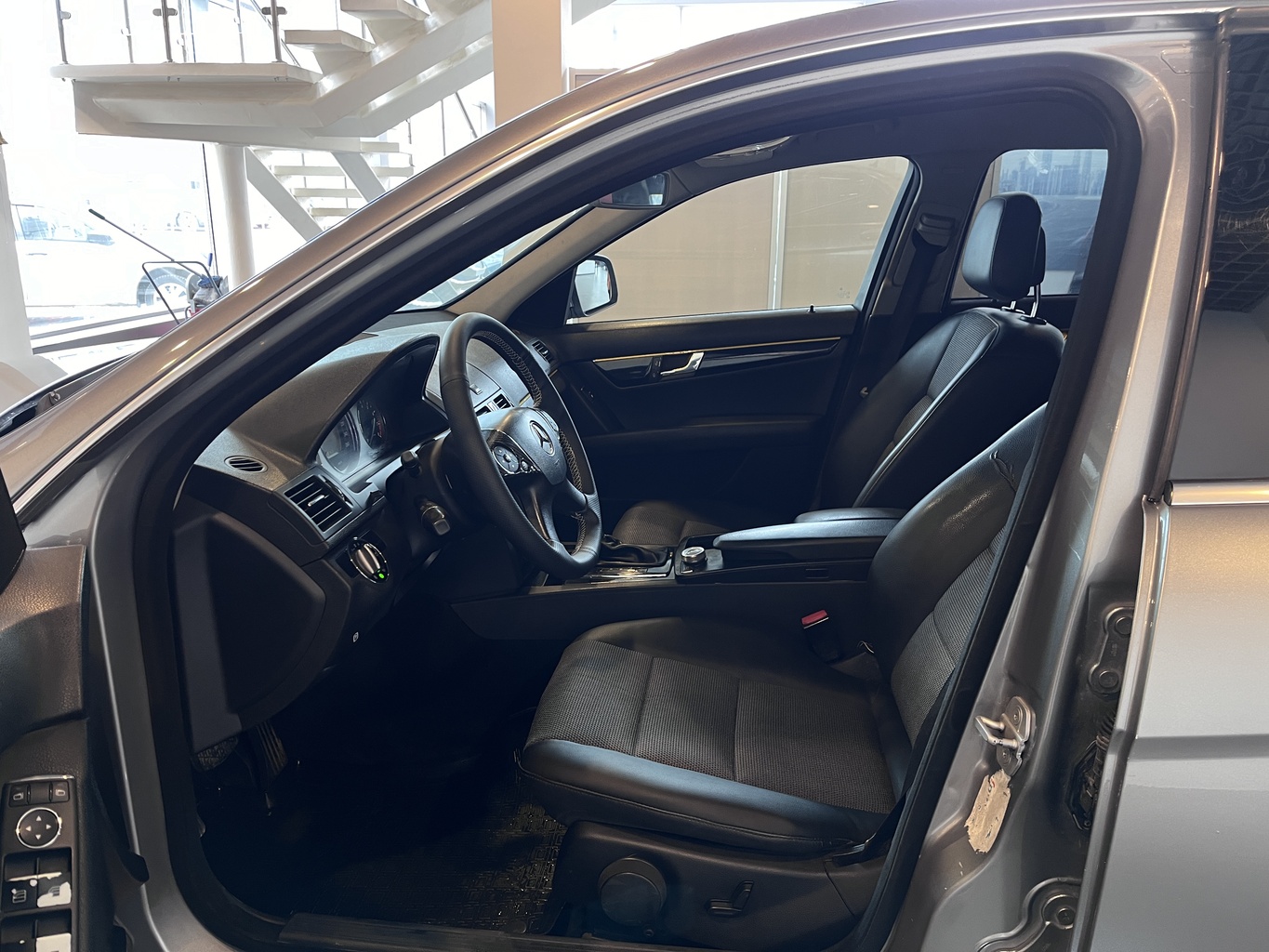 MERCEDES-BENZ B