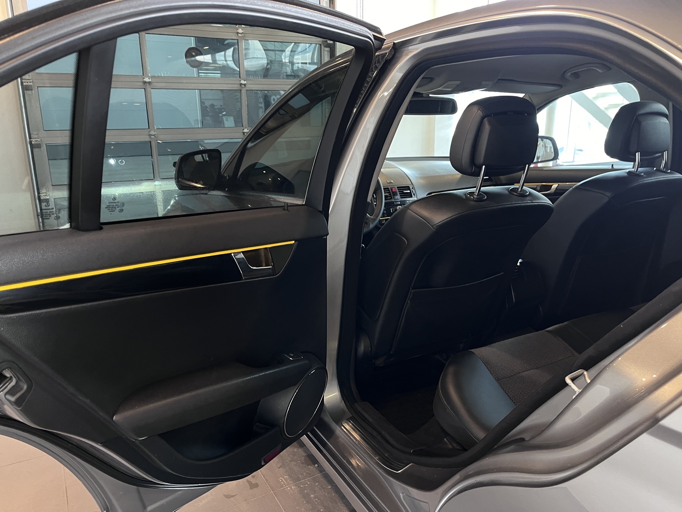 MERCEDES-BENZ B