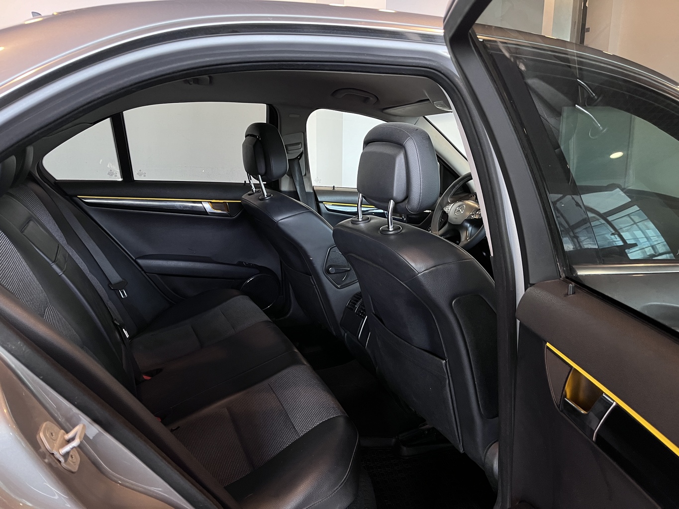 MERCEDES-BENZ B