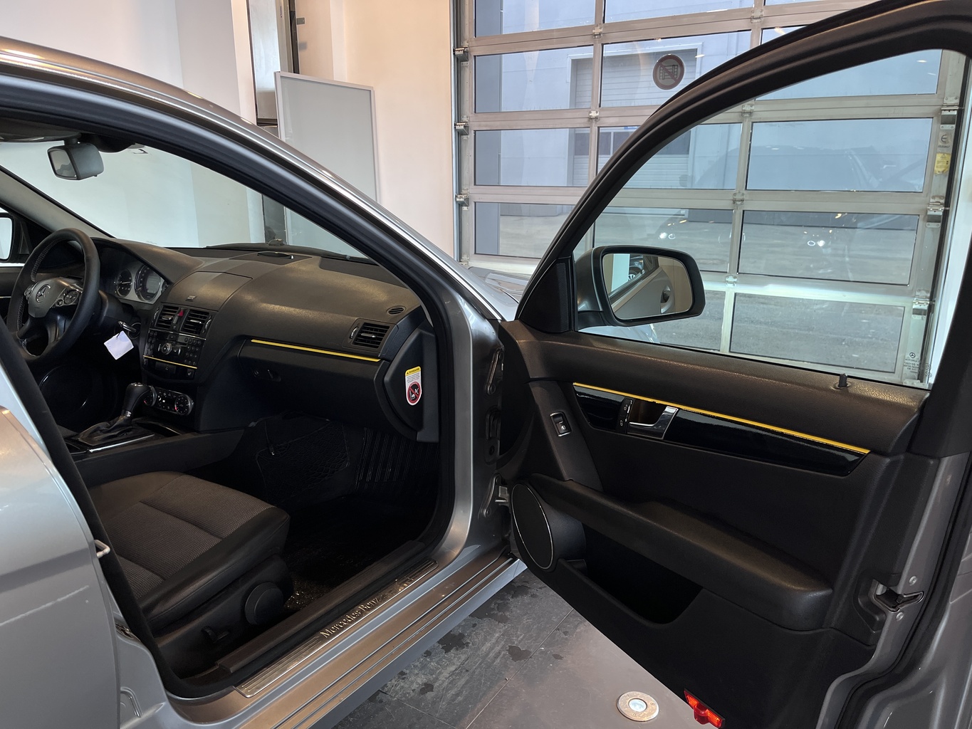 MERCEDES-BENZ B