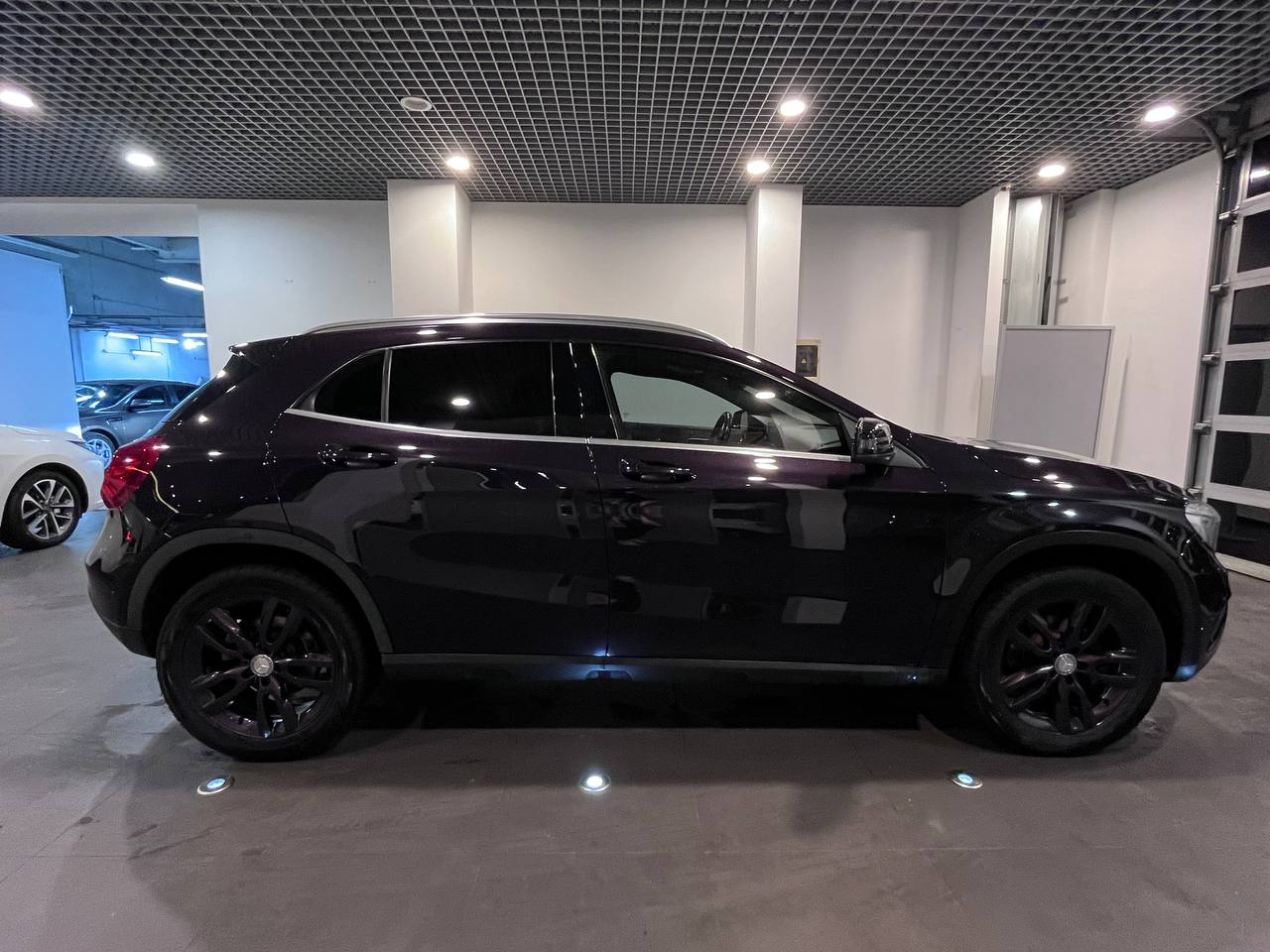 MERCEDES-BENZ GLA