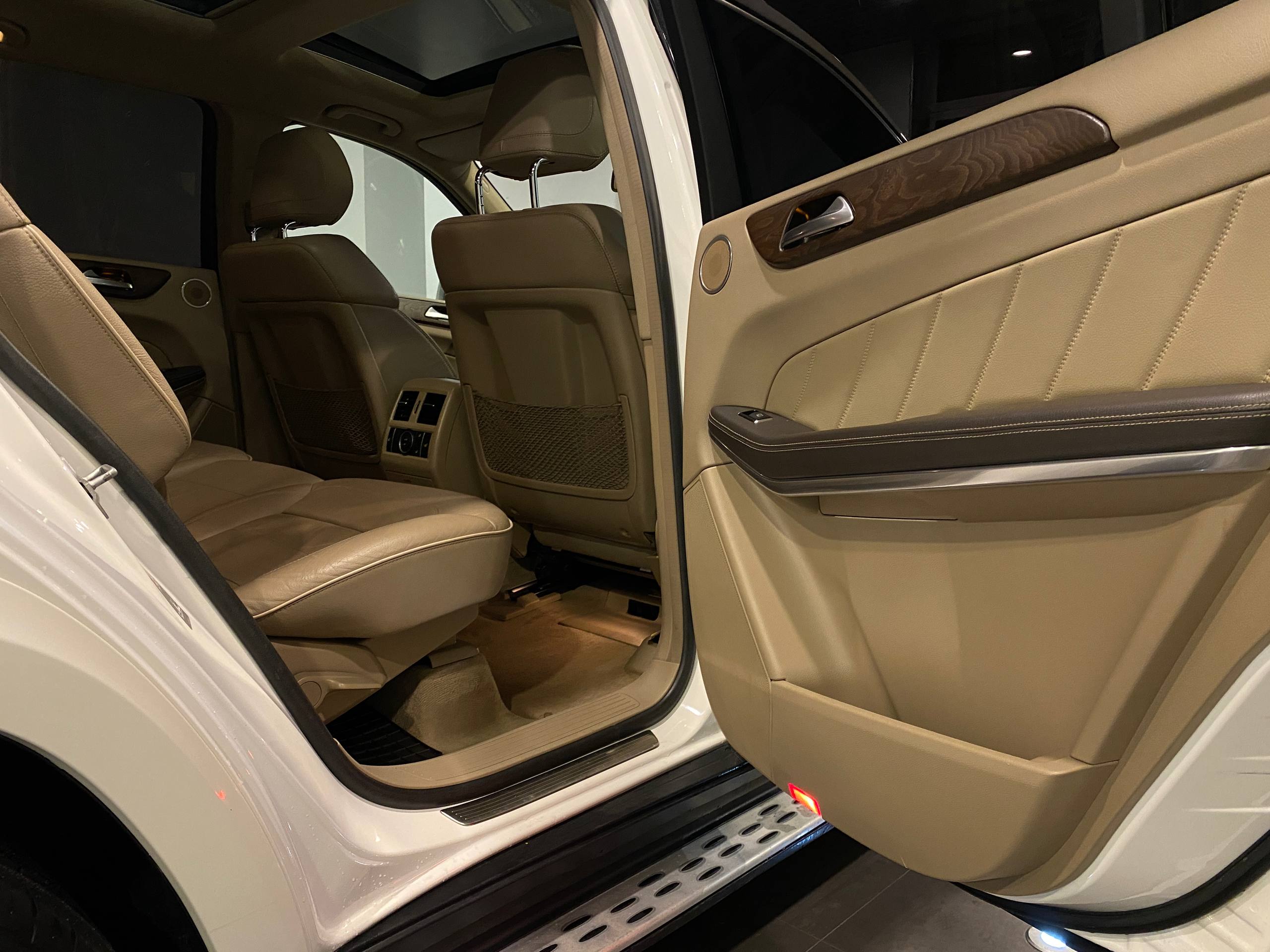 MERCEDES-BENZ GL350