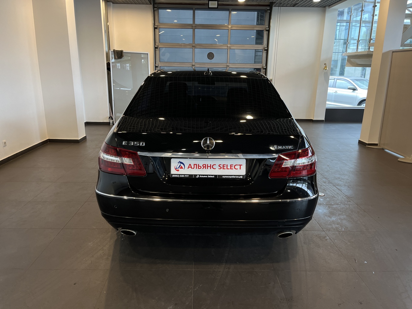 MERCEDES-BENZ E350