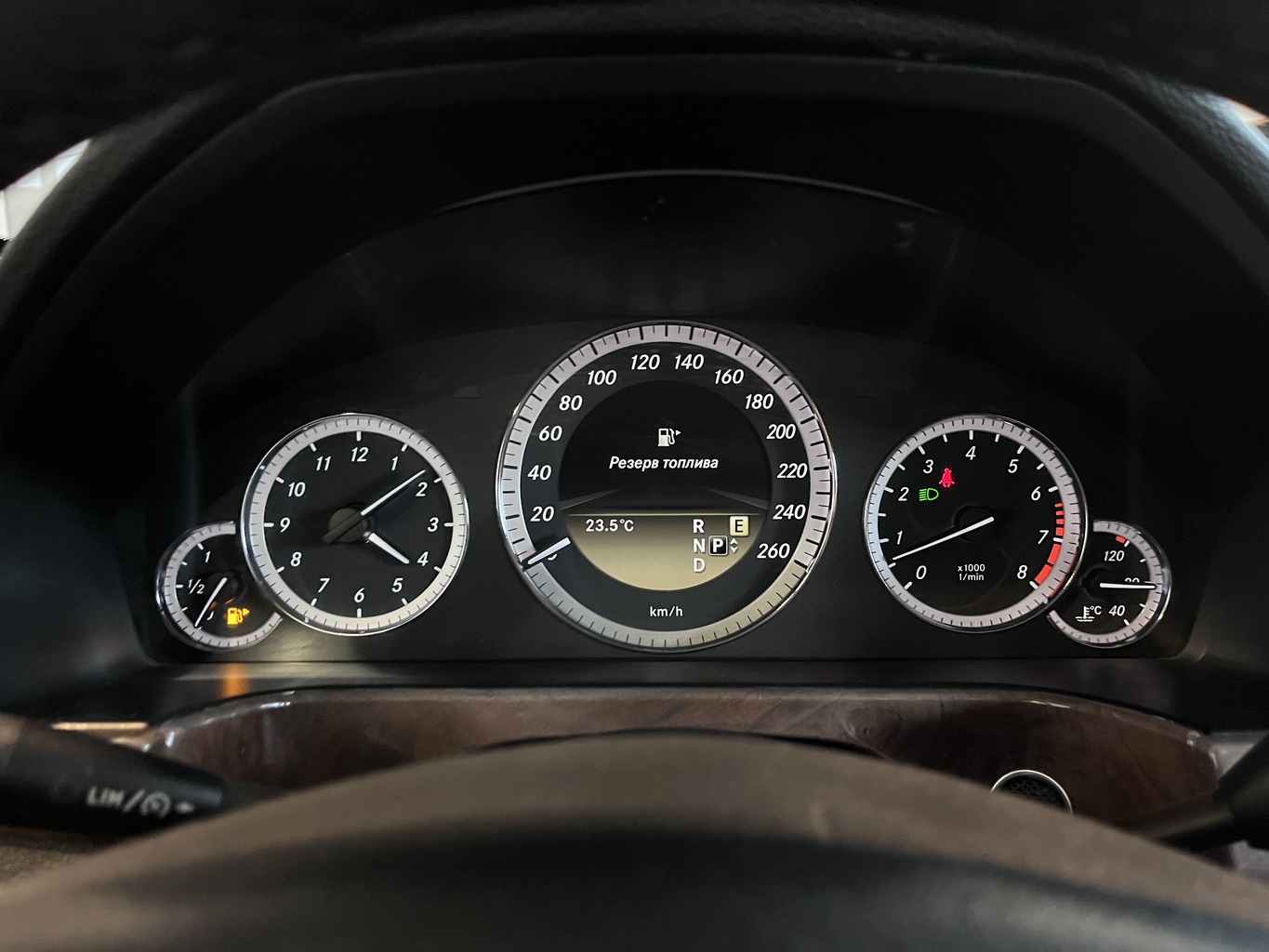 MERCEDES-BENZ E350