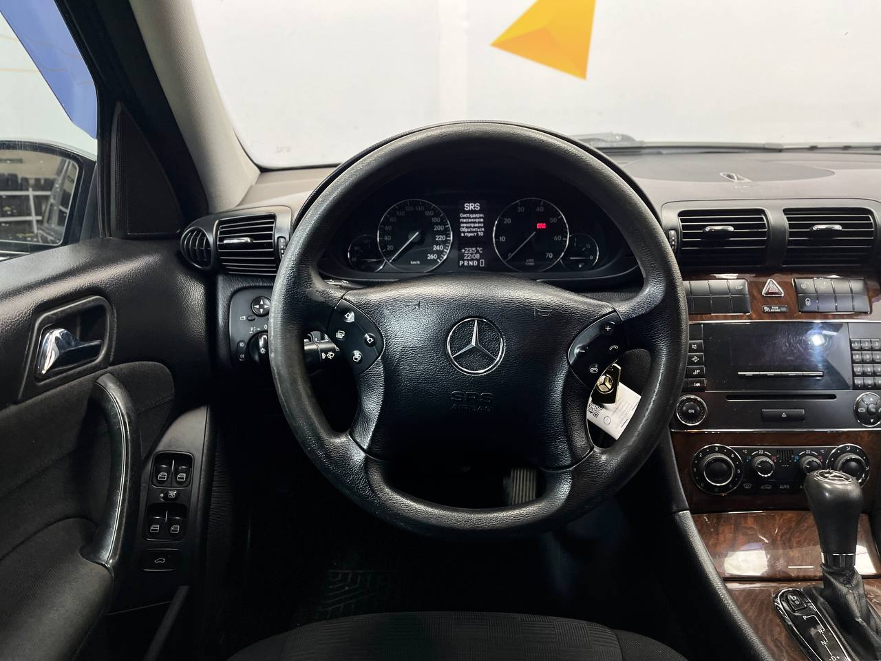 MERCEDES-BENZ MERCEDES BENZ