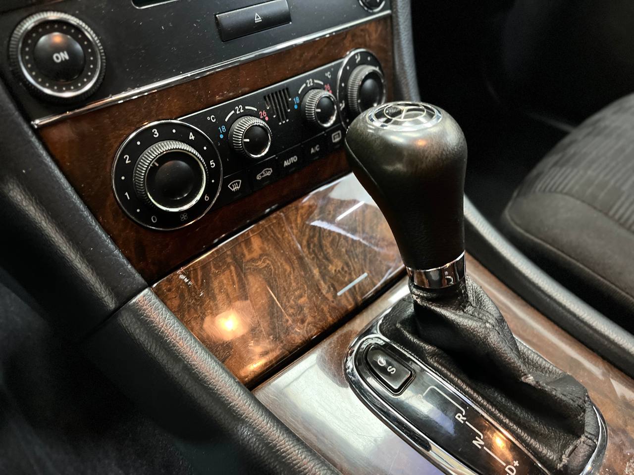 MERCEDES-BENZ MERCEDES BENZ
