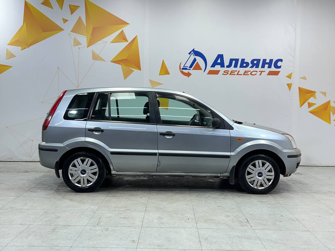FORD FUSION