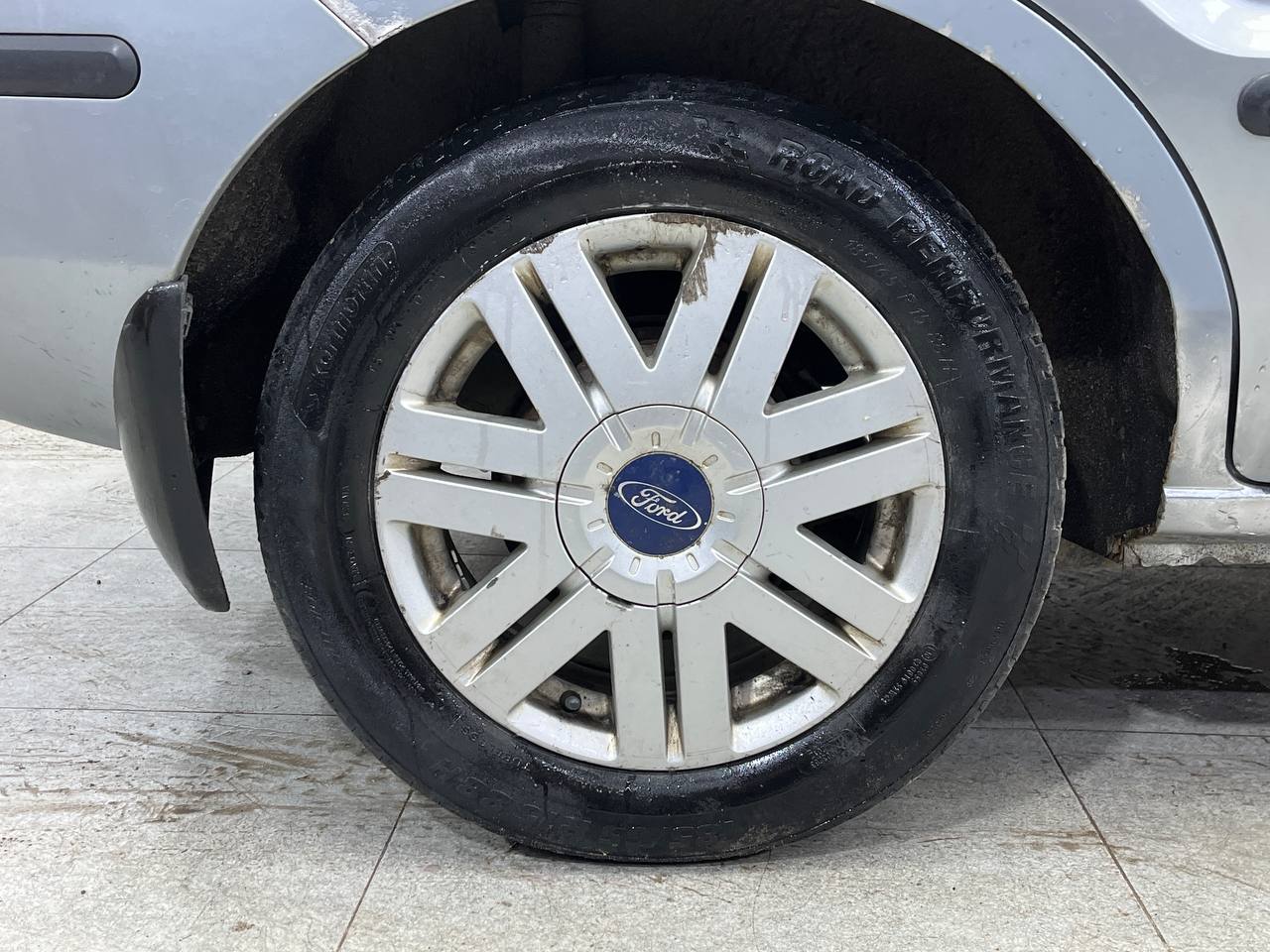 FORD FUSION