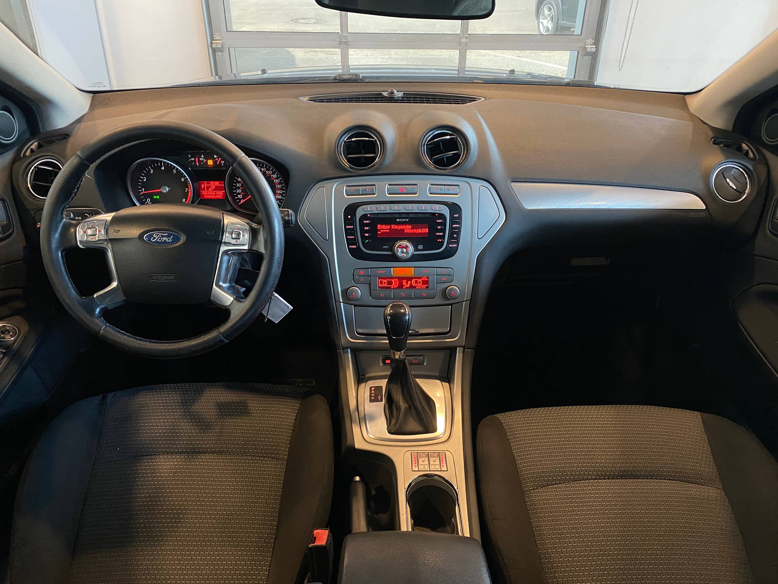 FORD MONDEO