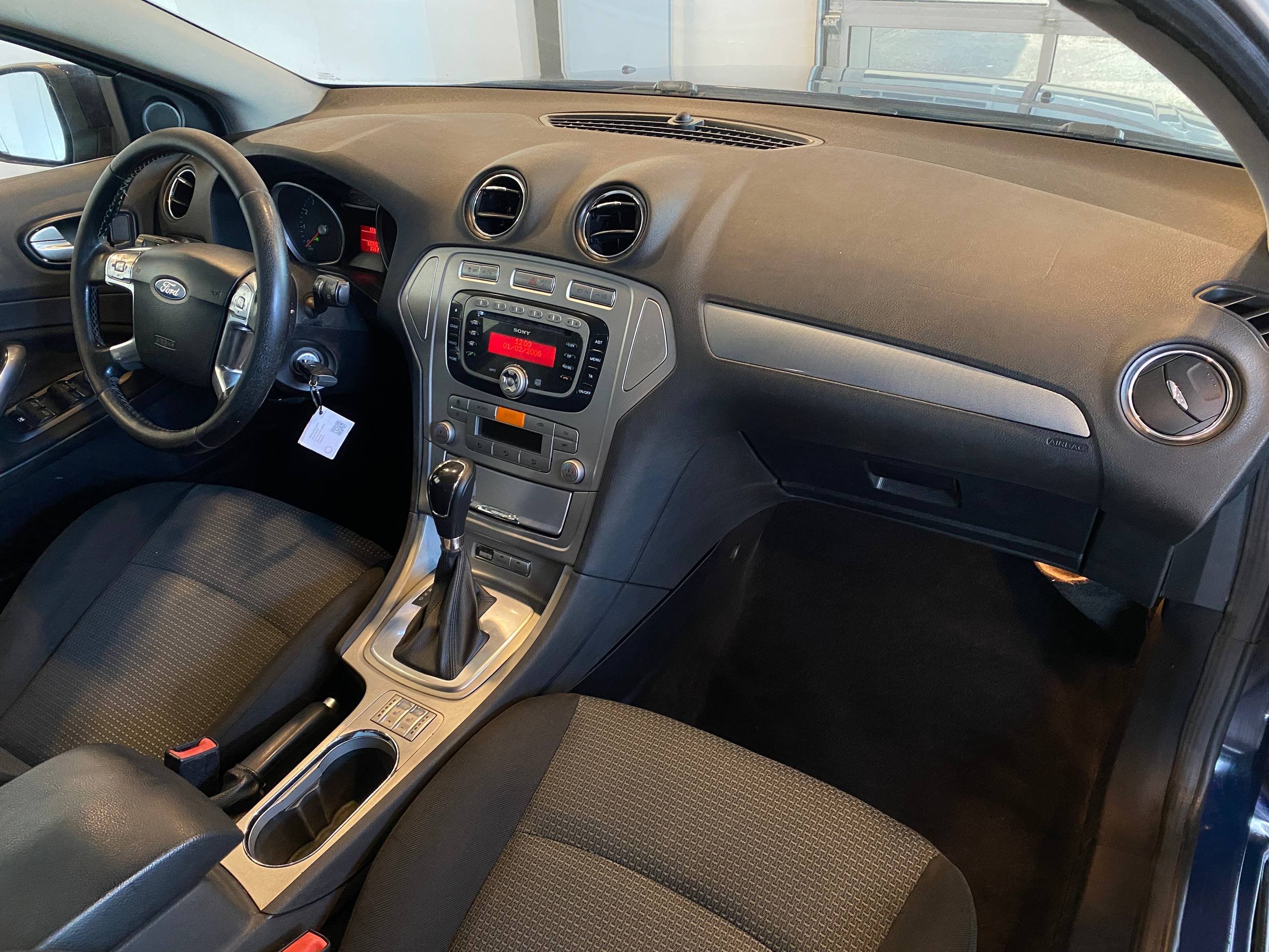 FORD MONDEO