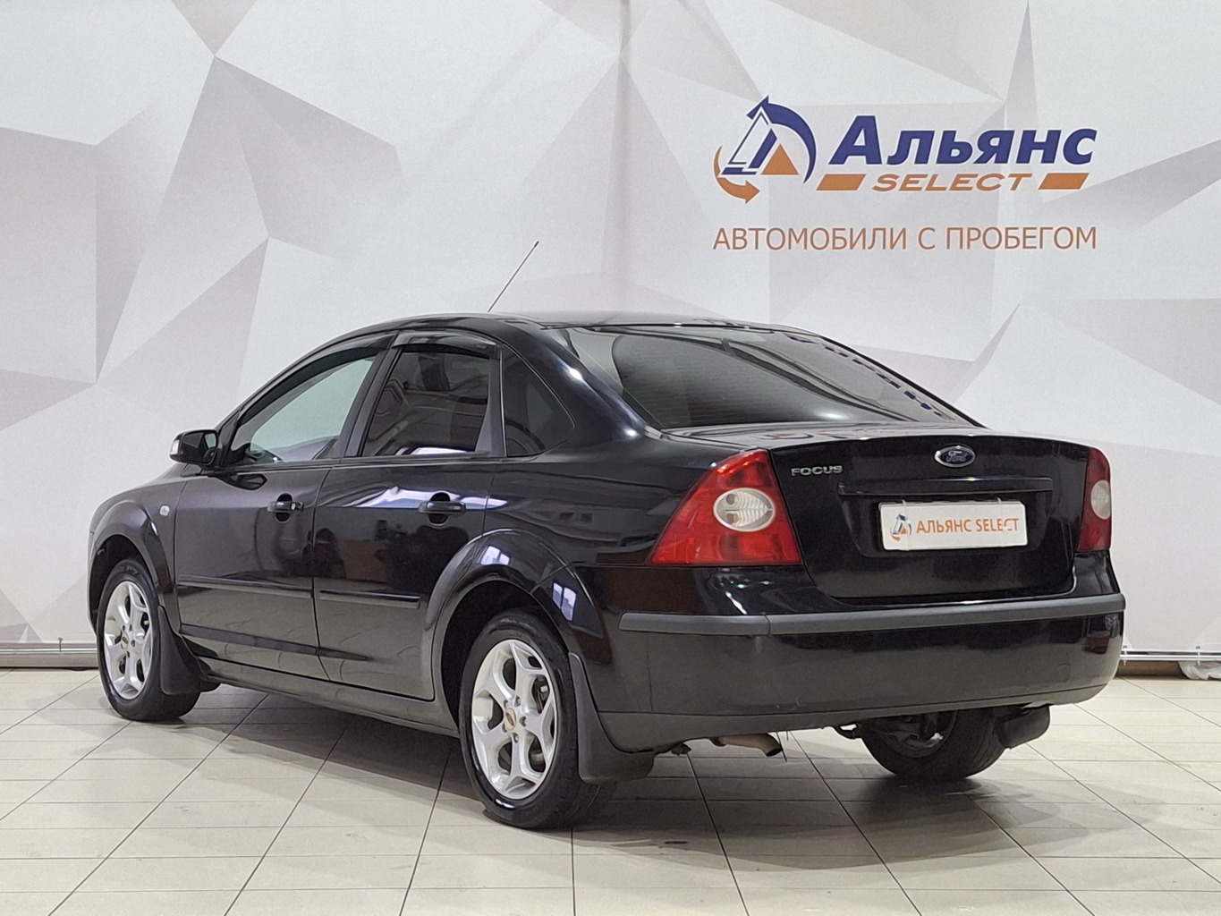 FORD FOCUS